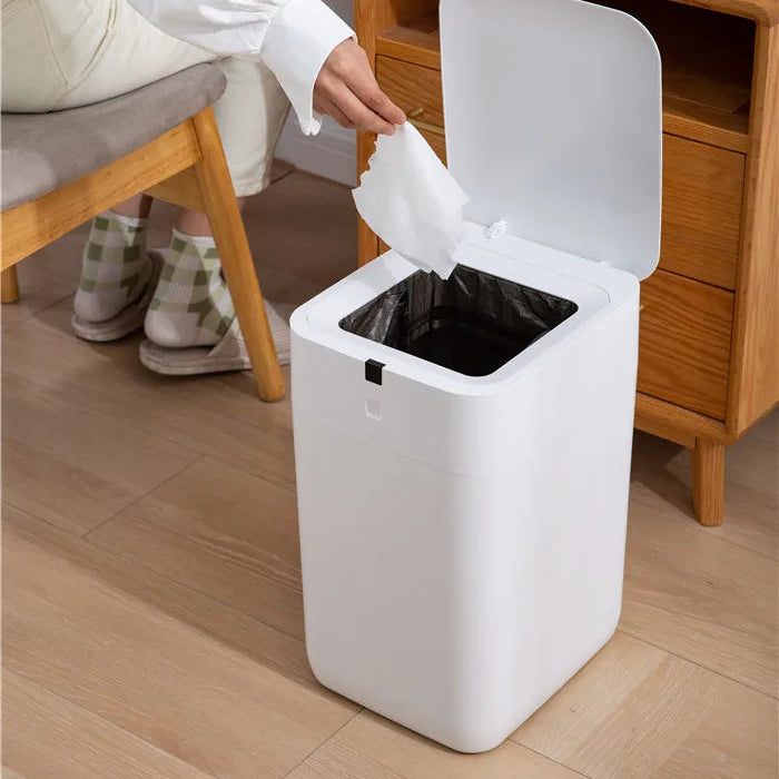 Smart Trash Can - 4 Gallon Self Sealing and Self-Changing